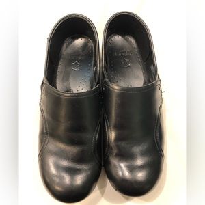 Dansko Clogs. Sz 39 (8.5 ish). Vintage. Black